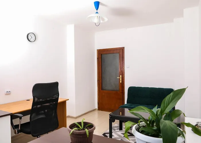 Krichim Apartments,Three-Bedroom, Large Apartment, Top Center